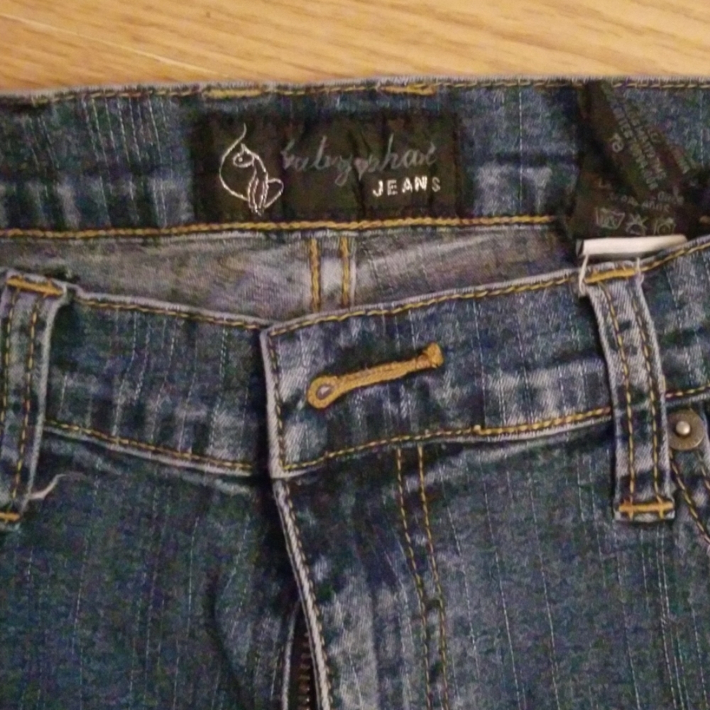 Jeans - Picture 2 of 3